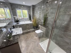 Photo 24- click for photo gallery